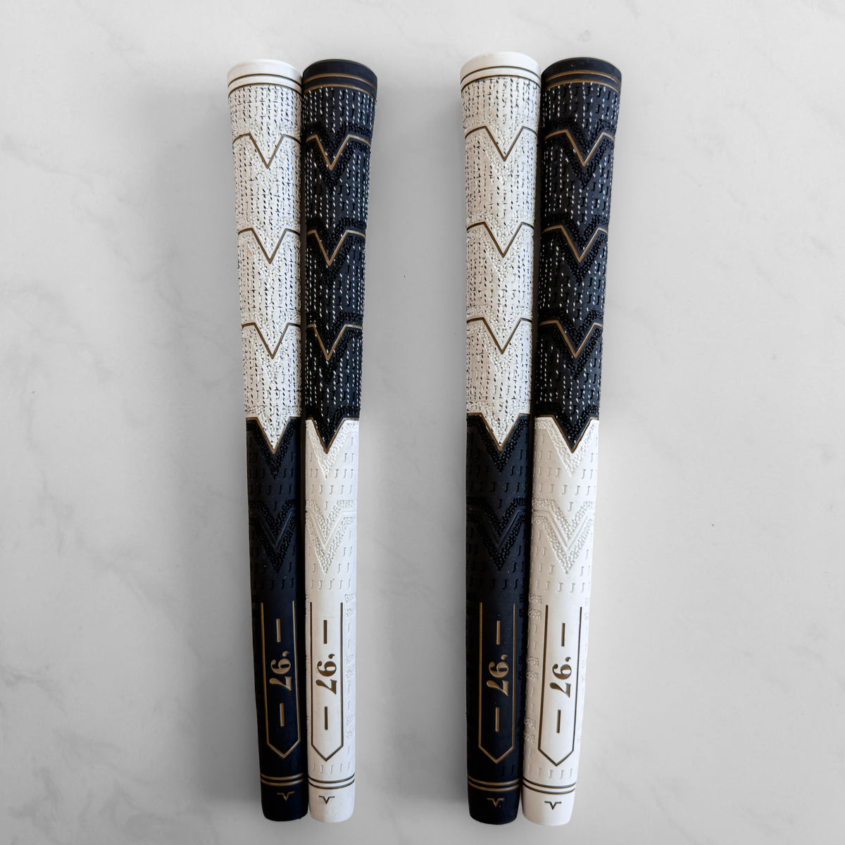 J25 Hybrid Grip | Kuro | Kiba Collection