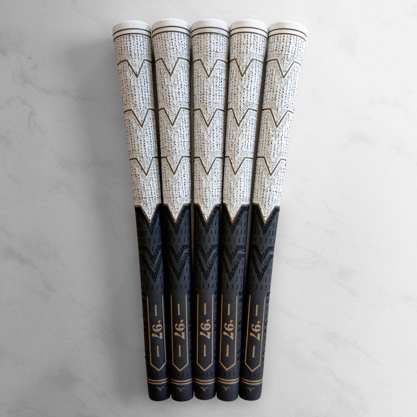 J25 Hybrid Grip | Shiro | Kiba Collection