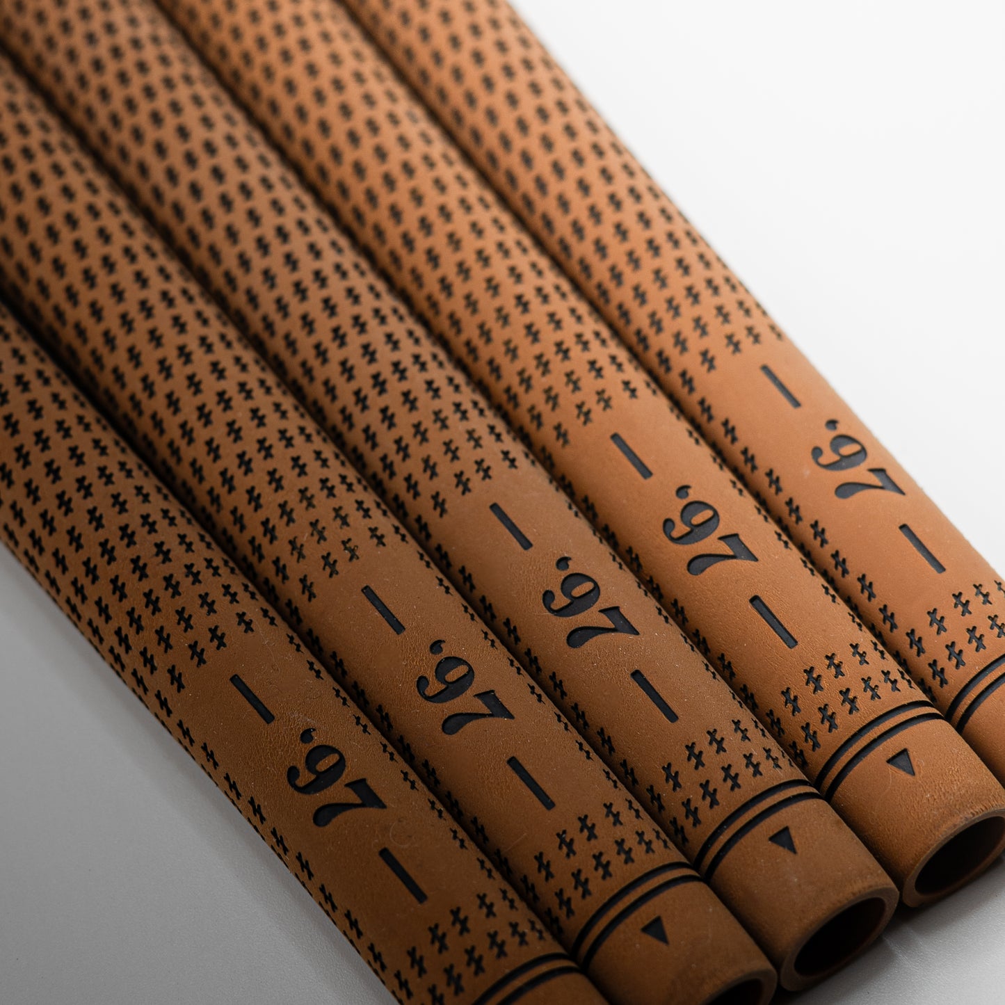 T01 Tour Grip | Terra | Field Collection