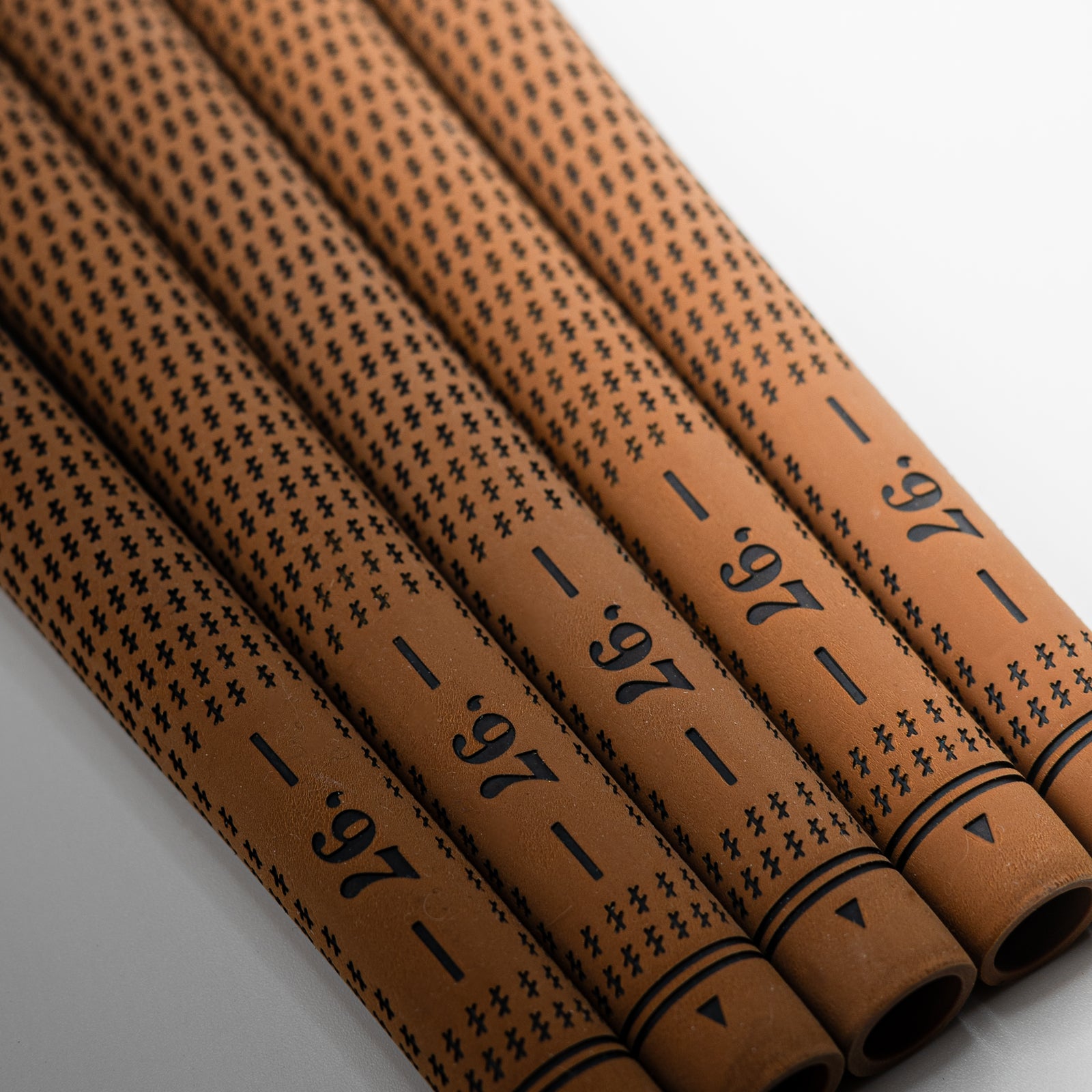 T01 Tour Grip | Terra | Field Collection