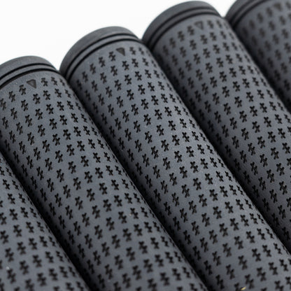 T01 Tour Grip | Iron | Field Collection