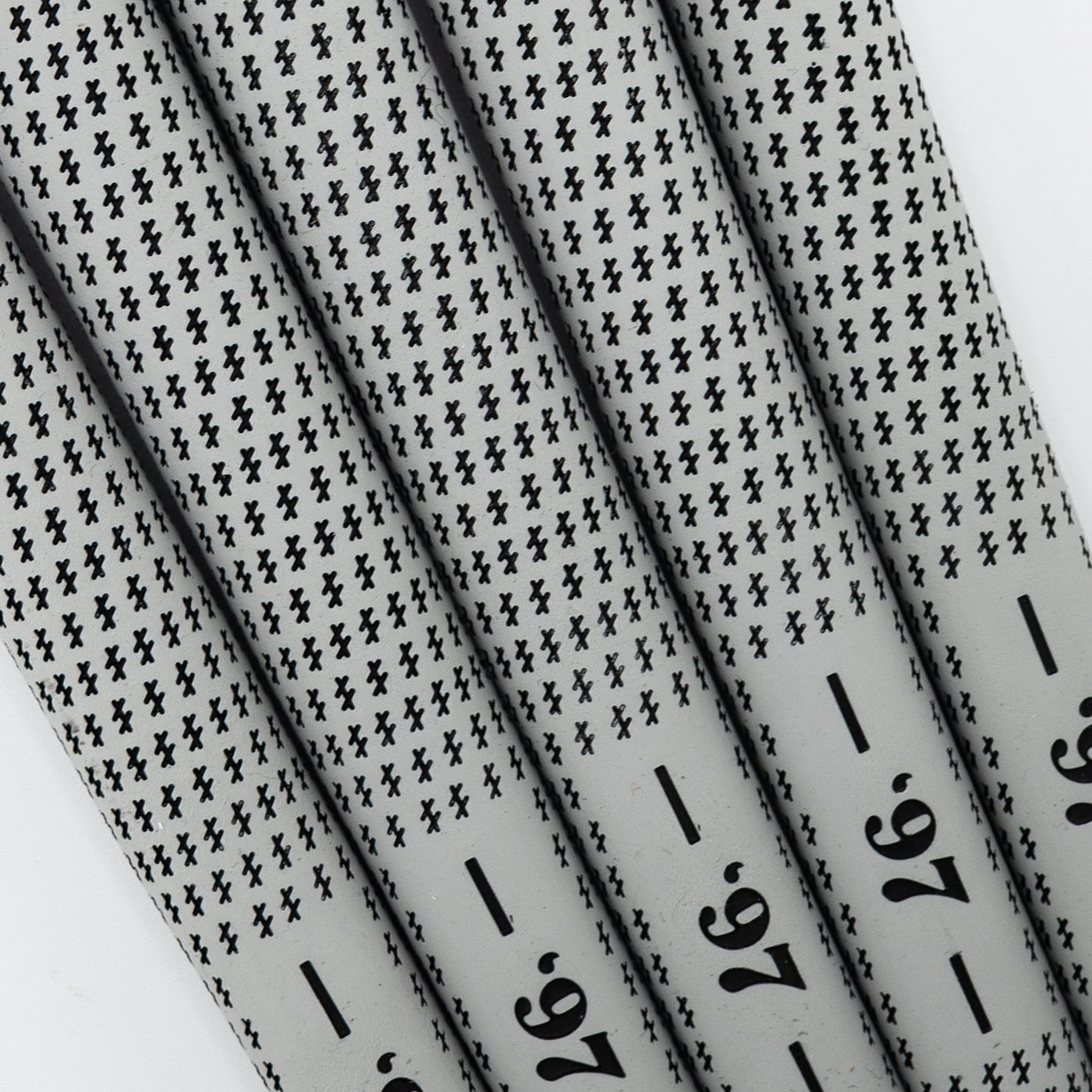 T01 Tour Grip | Tundra | Field Collection