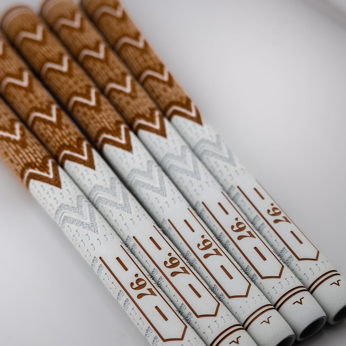 J25 Hybrid Grip | Amber | Links II Collection