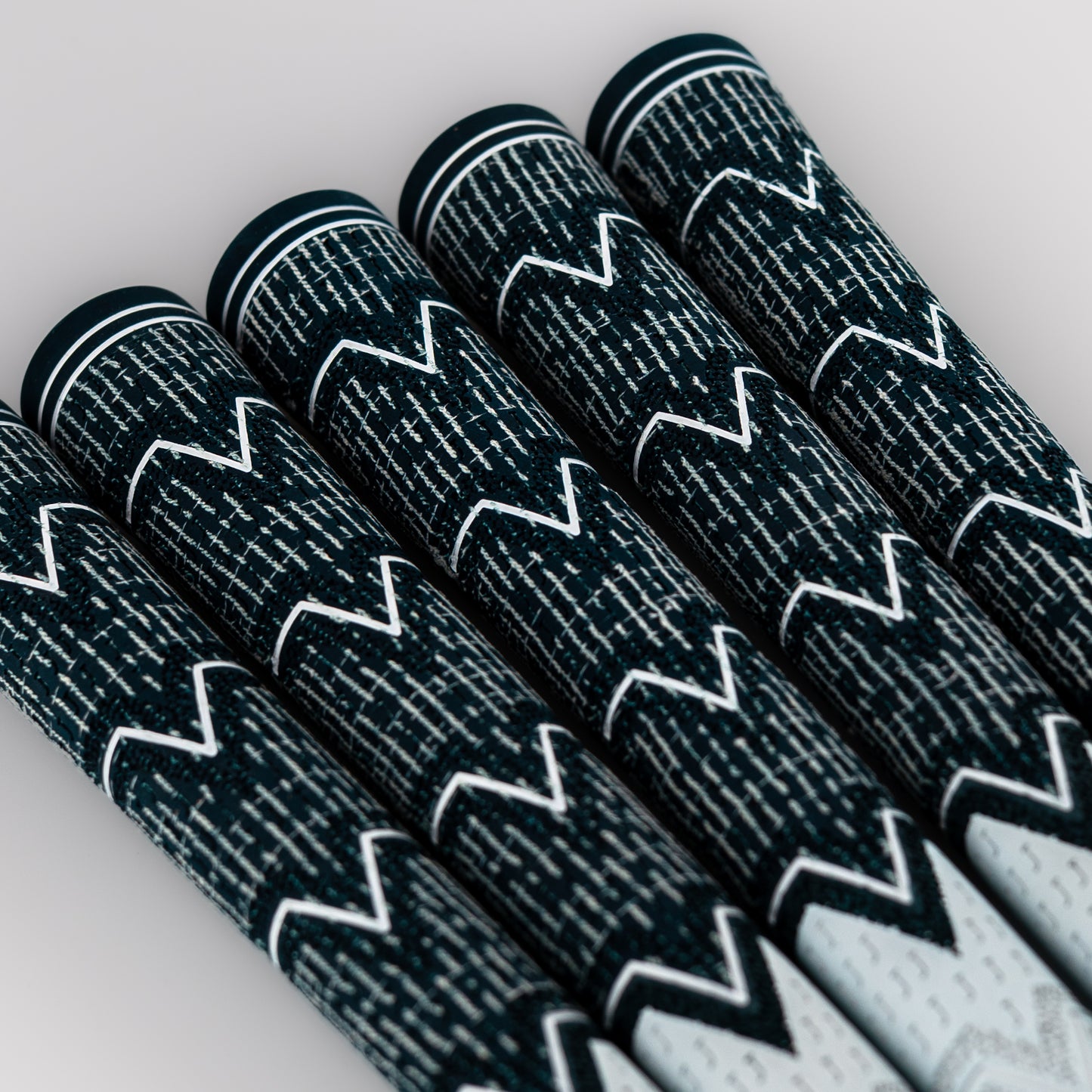J25 Hybrid Grip | Harbor | Links II Collection