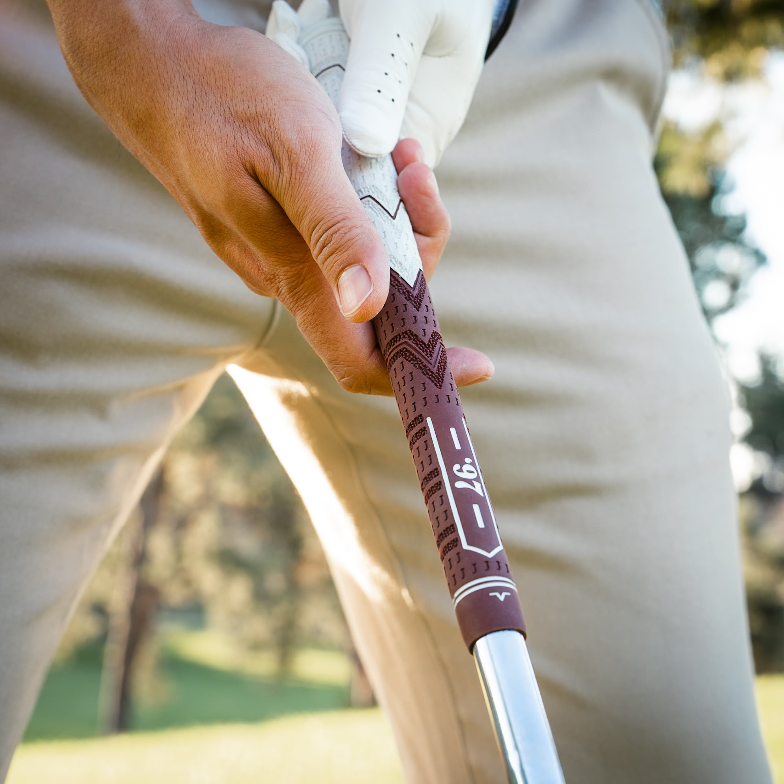 J25 Hybrid Grip | Clay | Links Collection – '97 Golf Co.