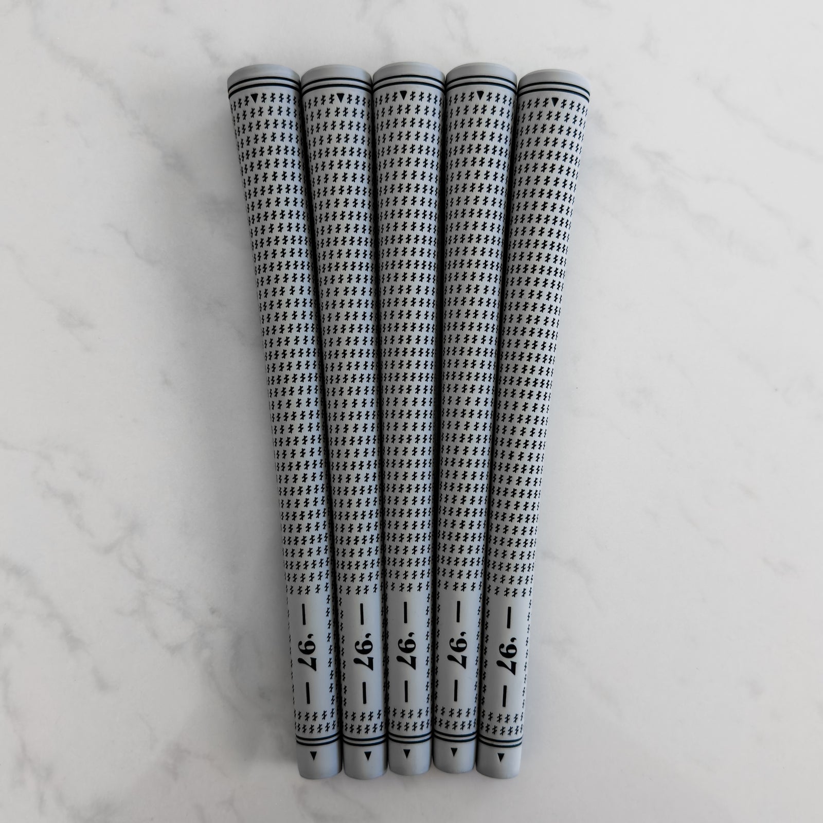 T01 Tour Grip | Tundra | Field Collection