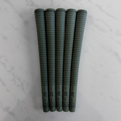 T01 Tour Grip | Range | Field Collection